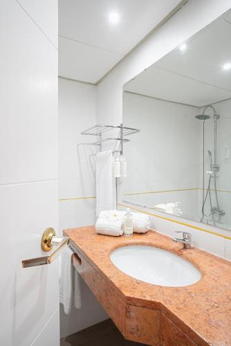 Habitación Doble - 2 camas del hotel Urban Amadeos. Foto 6