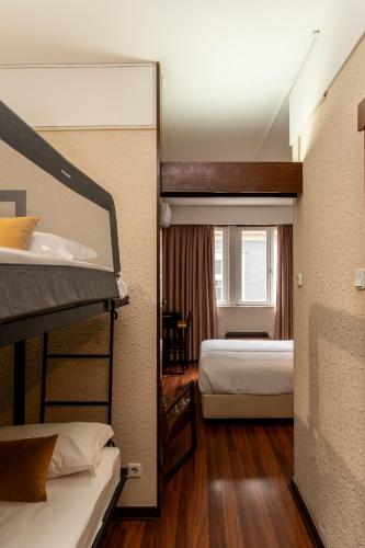 Habitación Familiar Estándar del hotel WOT Porto. Foto 2