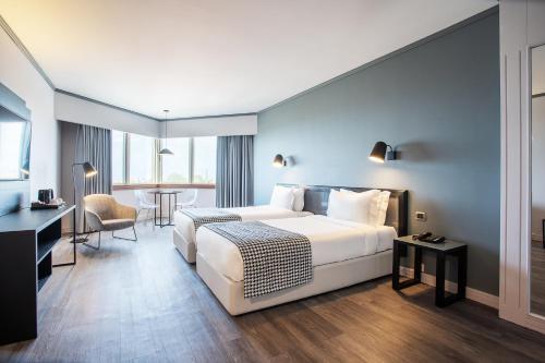 Habitación Doble Económica - 1 o 2 camas del hotel Hf Fénix Porto. Foto 4