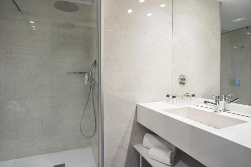 Habitación Doble Confort del hotel Hf Fénix Porto. Foto 5