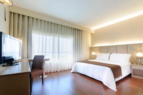 Habitación Doble adaptada para personas con movilidad reducida - 3 camas individuales - No fumadores del hotel Tryp By Wyndham Porto Expo