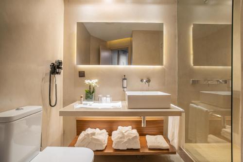Suite Confort Plus del hotel Dom Henrique Downtown. Foto 4