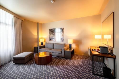 Suite Prémium Deluxe del hotel Dom Henrique Downtown. Foto 1