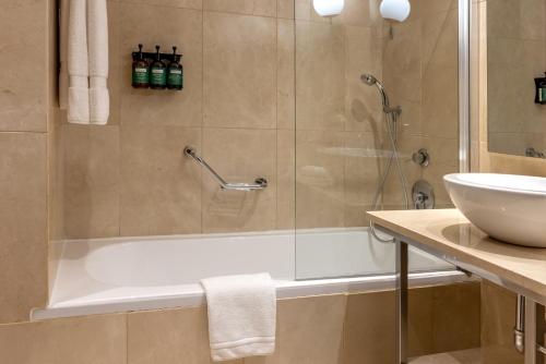 Habitación Estándar del hotel Crowne Plaza Porto, An Ihg. Foto 3