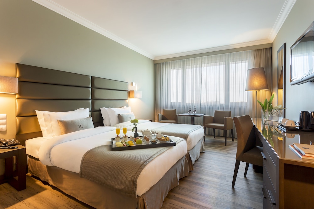 Habitación ejecutiva con 2 camas individuales del hotel Hf Ipanema Park. Foto 3