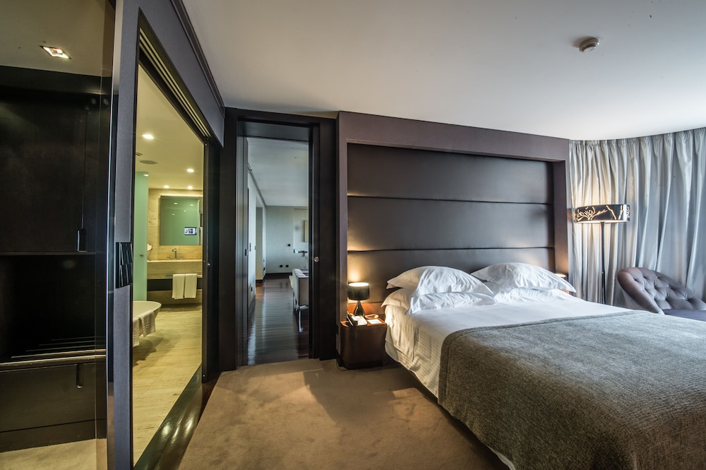 Ático, cocina básica, vistas al río del hotel Porto Palácio By The Editory. Foto 1