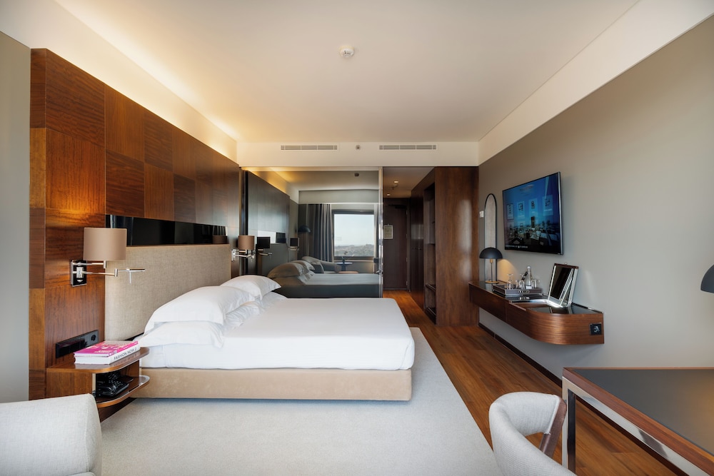 Habitación doble superior, en una planta alta del hotel Porto Palácio By The Editory. Foto 3