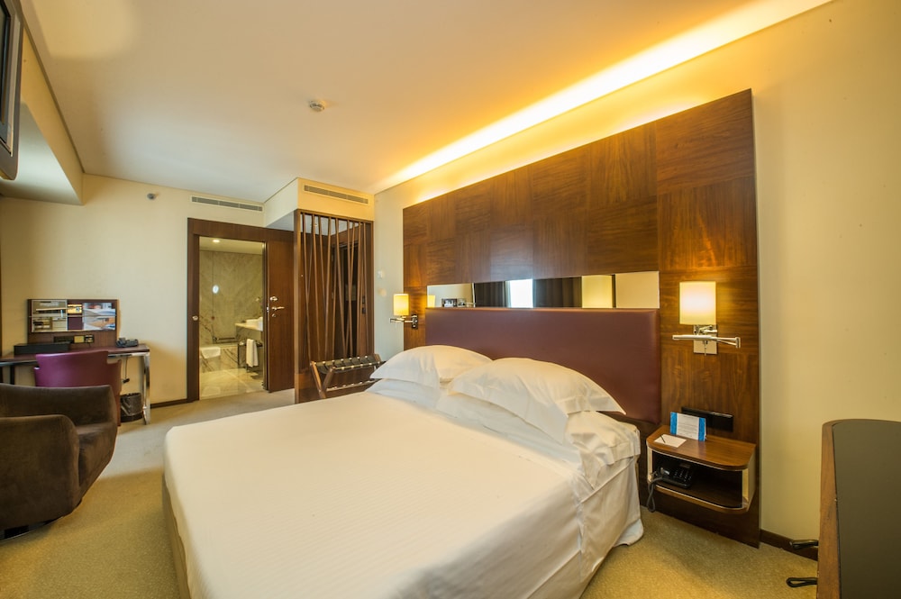 Suite ejecutiva del hotel Porto Palácio By The Editory. Foto 1