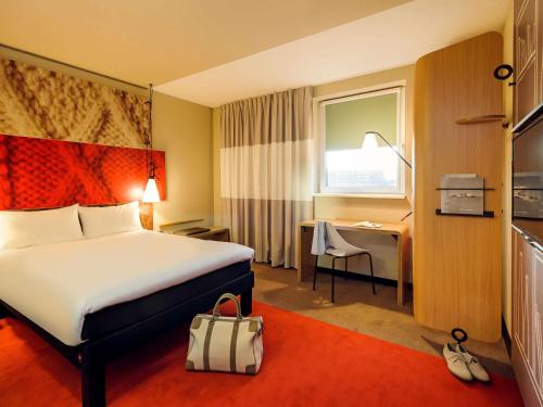 Habitación Doble Estándar del hotel Ibis Hamburg City. Foto 5