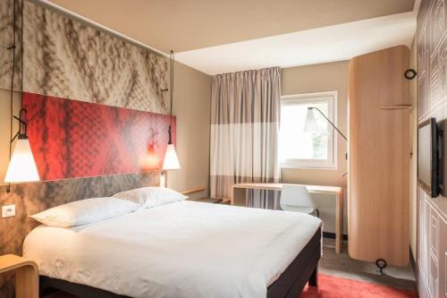 Habitación Doble Estándar del hotel Ibis Hamburg City. Foto 7