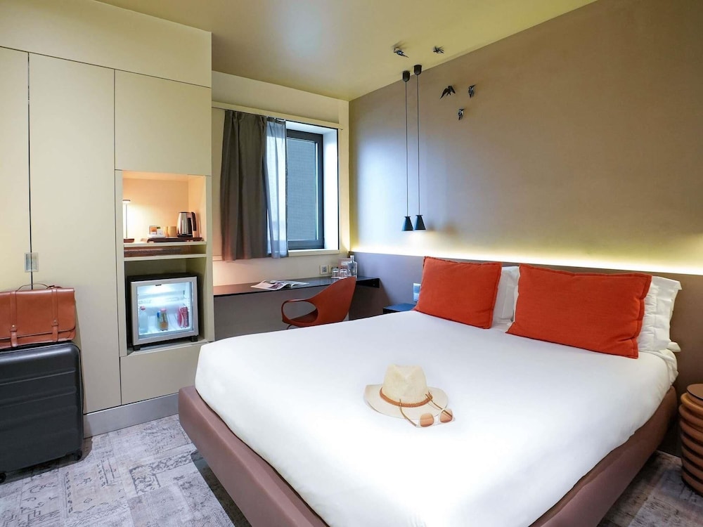 Habitación clásica, 1 cama de matrimonio del hotel Mercure Porto Centro Santa Catarina. Foto 1
