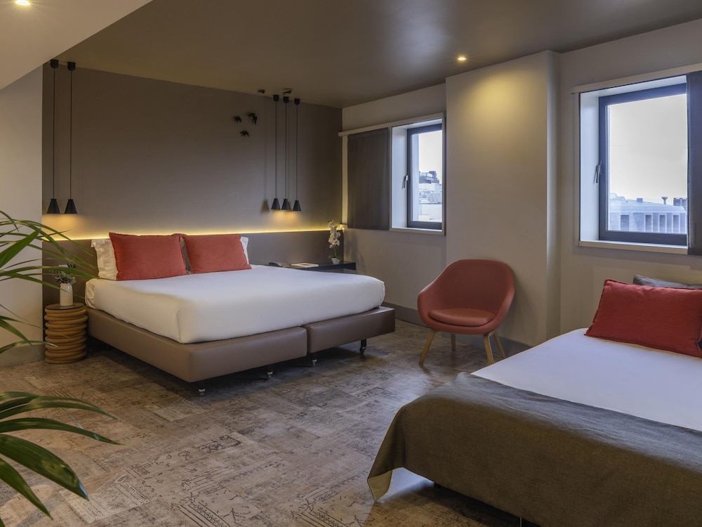Suite familiar, 1 cama doble con sofá cama del hotel Mercure Porto Centro Santa Catarina