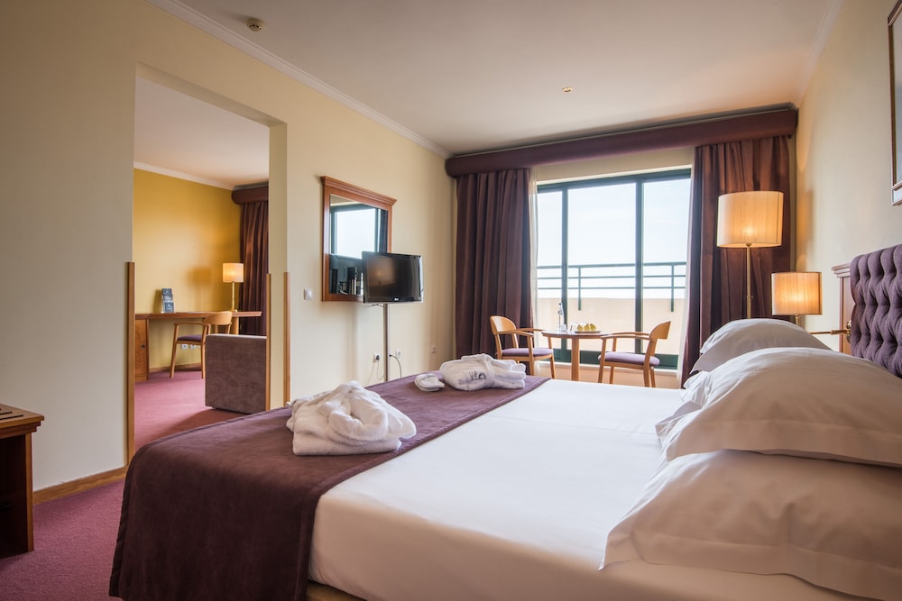 Junior suite Vista ciudad Sofá Cama incluido 1 Cama doble del hotel Vila Galé Porto