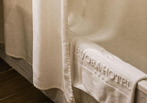 Oferta especial paquete de verano - Habitación Doble del hotel Evora. Foto 4