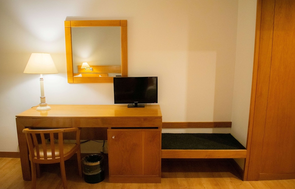 Habitación estándar, 2 camas individuales, no fumadores del hotel Tryp By Wyndham Montijo Parque. Foto 1