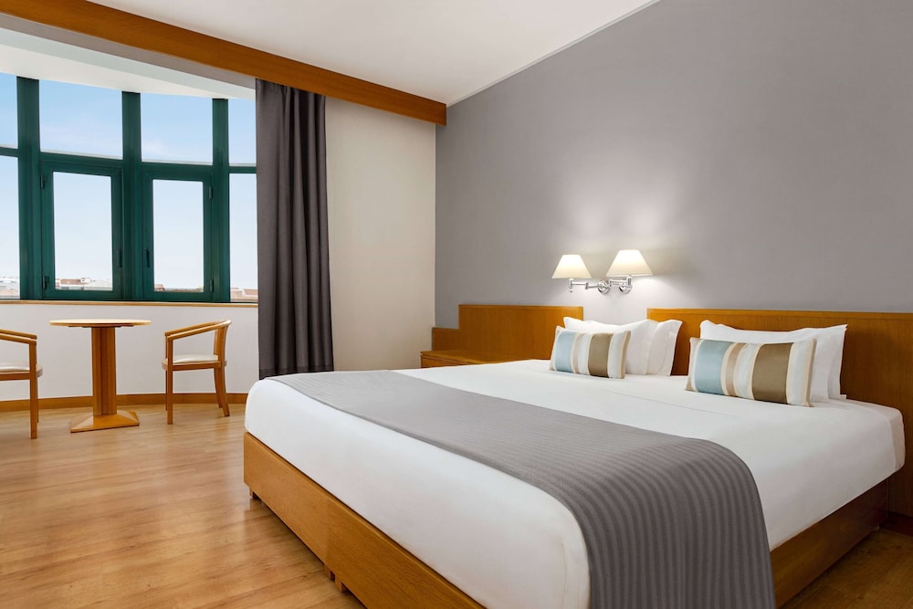 Habitación estándar, 1 cama de matrimonio, no fumadores del hotel Tryp By Wyndham Montijo Parque