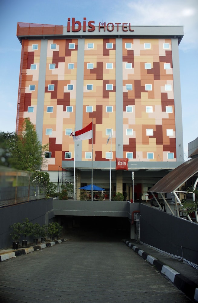 Estándar 1 Cama Doble del hotel Ibis Balikpapan. Foto 10