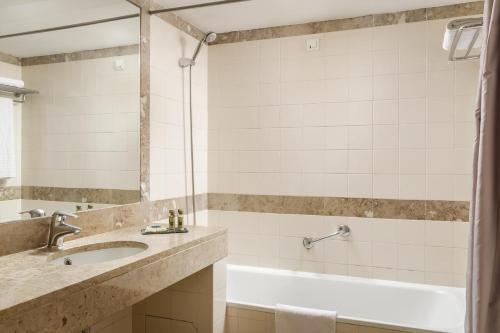 Habitación Doble - 2 camas del hotel Bandb Sado Setúbal. Foto 3