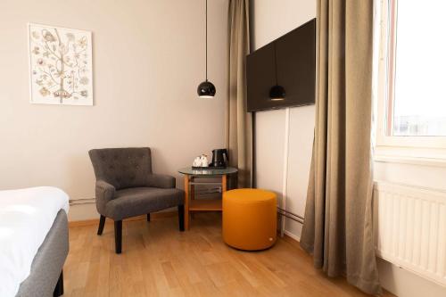 Superior Twin Room with Roll - In Shower - Mobility Accessible del hotel Best Western Plus Park City Solna. Foto 2