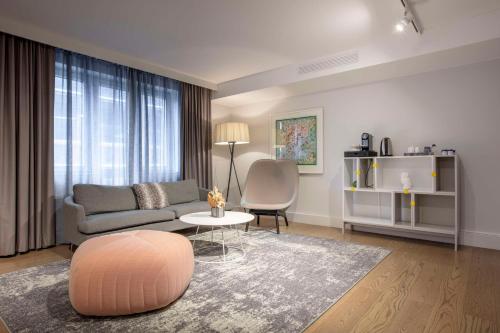 Suite Esquinera - Para mayores de 25 años del hotel Radisson Blu Scandinavia. Foto 3