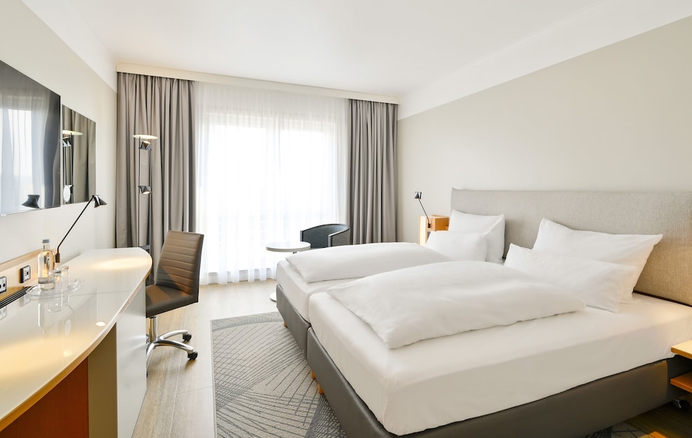 Habitación Estándar con cama doble del hotel Mercure Kamen Unna. Foto 2