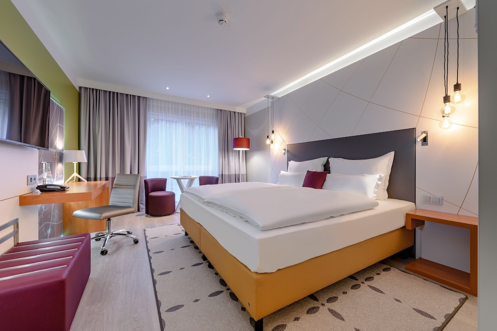 Habitación Privilege con cama doble del hotel Mercure Kamen Unna. Foto 1