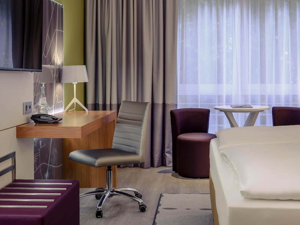 Habitación Privilege con cama doble del hotel Mercure Kamen Unna. Foto 6