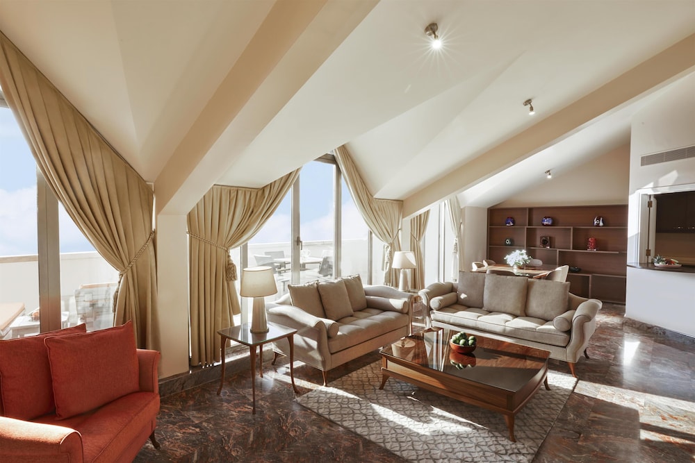 Suite Terraza Dúplex con Vistas a la Ciudad, 3 Dormitorios del hotel Grand Hyatt Istanbul. Foto 4