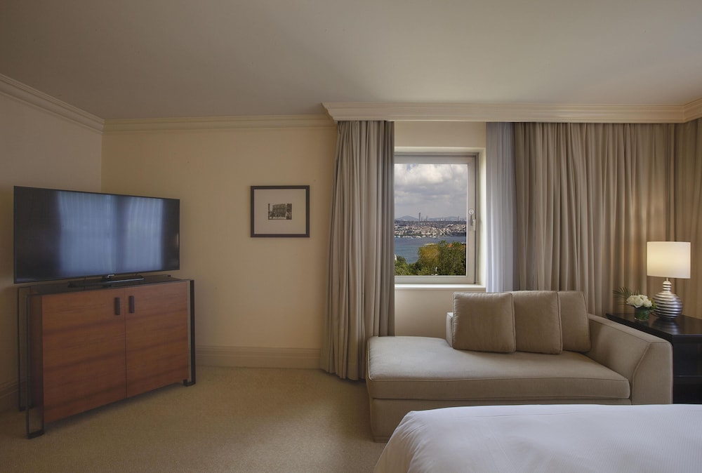 Gran Suite King, Vistas al Bósforo del hotel Grand Hyatt Istanbul. Foto 2