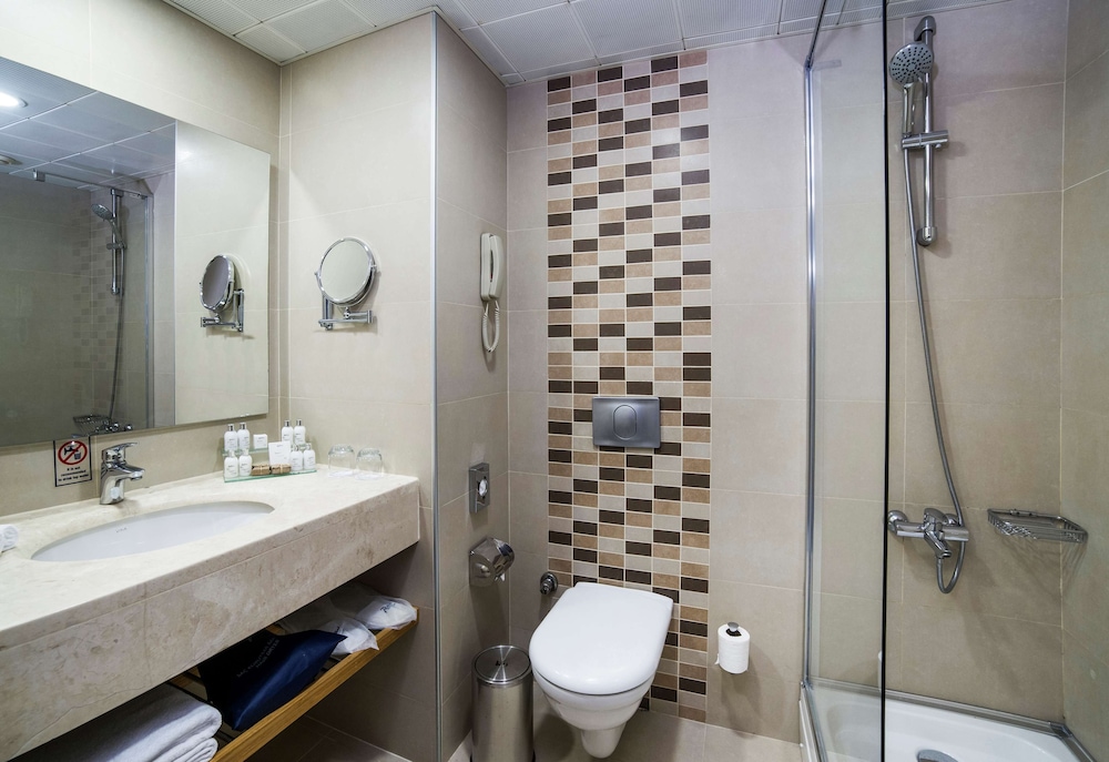 Habitación Estandar del hotel Radisson President Old Town Istanbul. Foto 16