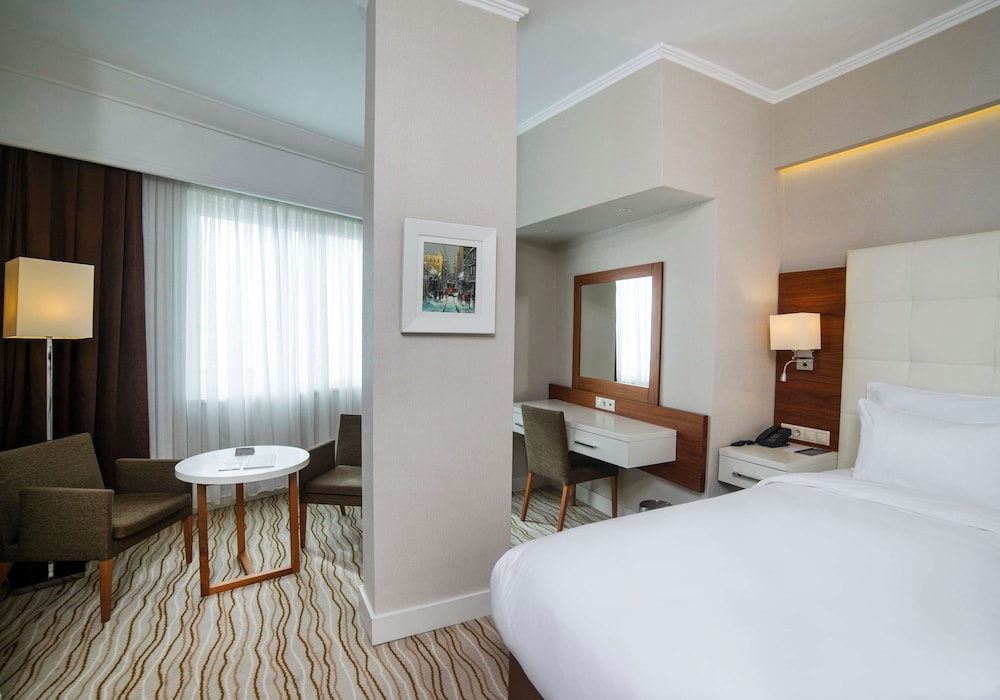 Habitación superior, vistas al mar del hotel Radisson President Old Town Istanbul. Foto 2