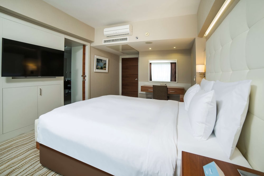 Suite, vistas al mar del hotel Radisson President Old Town Istanbul. Foto 2