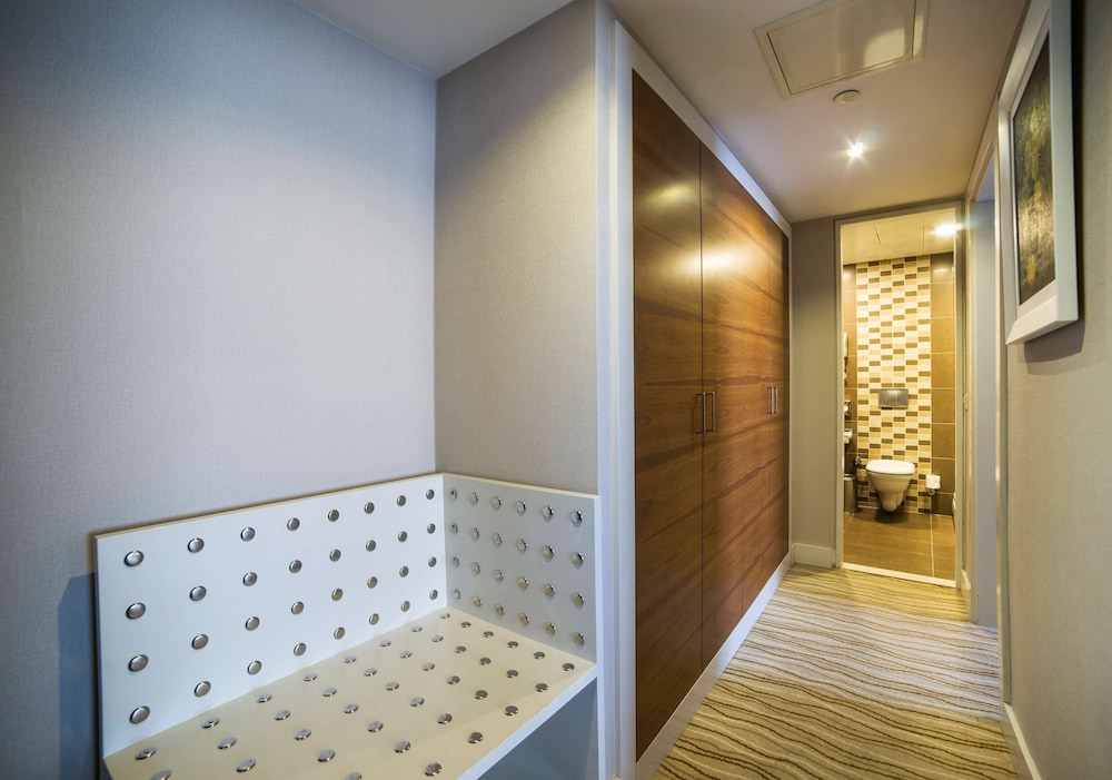 Suite, vistas al mar del hotel Radisson President Old Town Istanbul. Foto 6