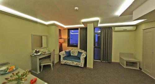 Habitación Doble Deluxe del hotel Antik Istanbul. Foto 7