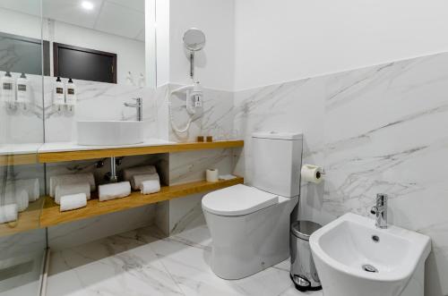 Suite Superior del hotel TURIM Santa Maria da Feira. Foto 1