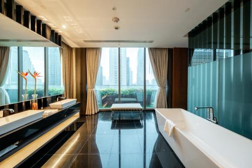 Habitación AMARA con acceso al salón y beneficios especiales del hotel Amara Bangkok - Sha Plus