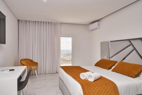 Habitación Doble Estándar del hotel Alfândega da Fé Hotel & SPA. Foto 2