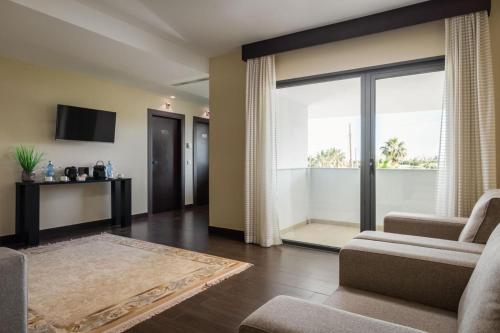 Alojamiento Doble Club Premium del hotel (The Place) Palacio Mojacar & Spa by ALEGRIA - Adults Only. Foto 3