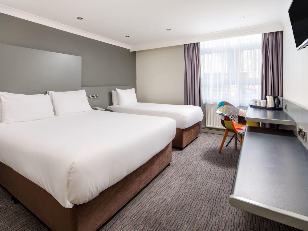 Habitación Familiar Clásica del hotel Mercure Chester Abbots Well
