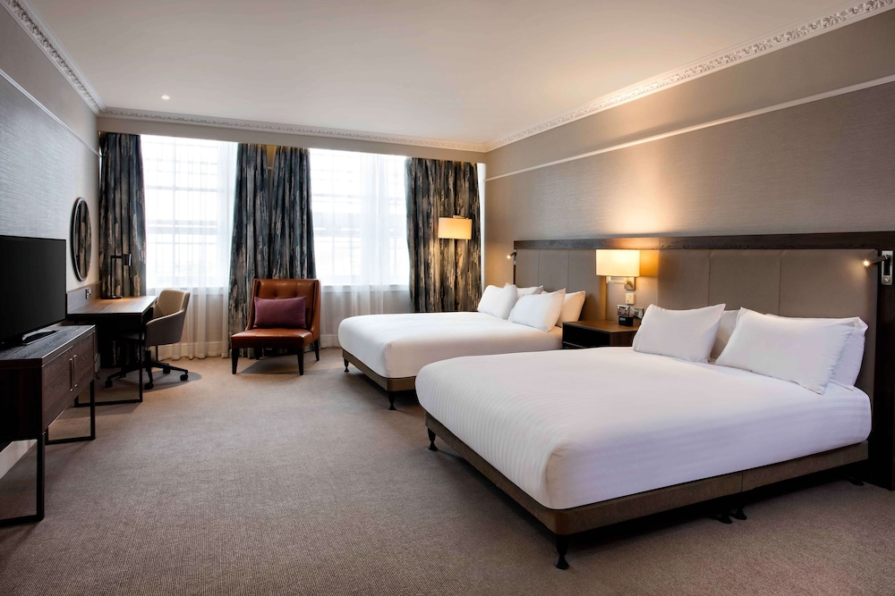 Habitación, 2 camas dobles, accesible para personas con discapacidad del hotel Hilton Edinburgh Carlton