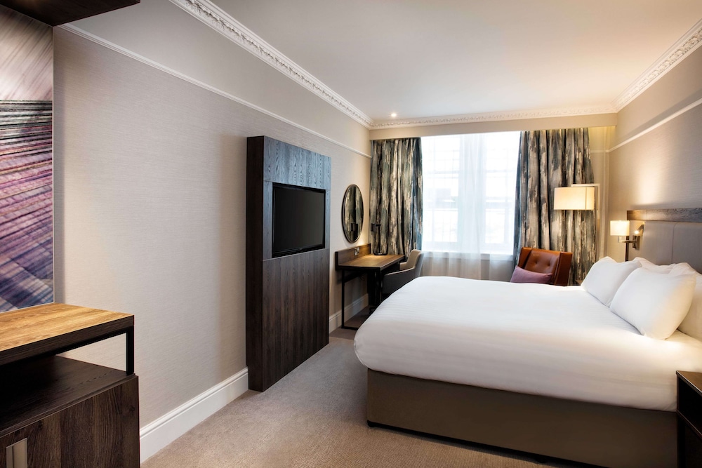 Habitación doble 1 Cama king del hotel Hilton Edinburgh Carlton. Foto 3