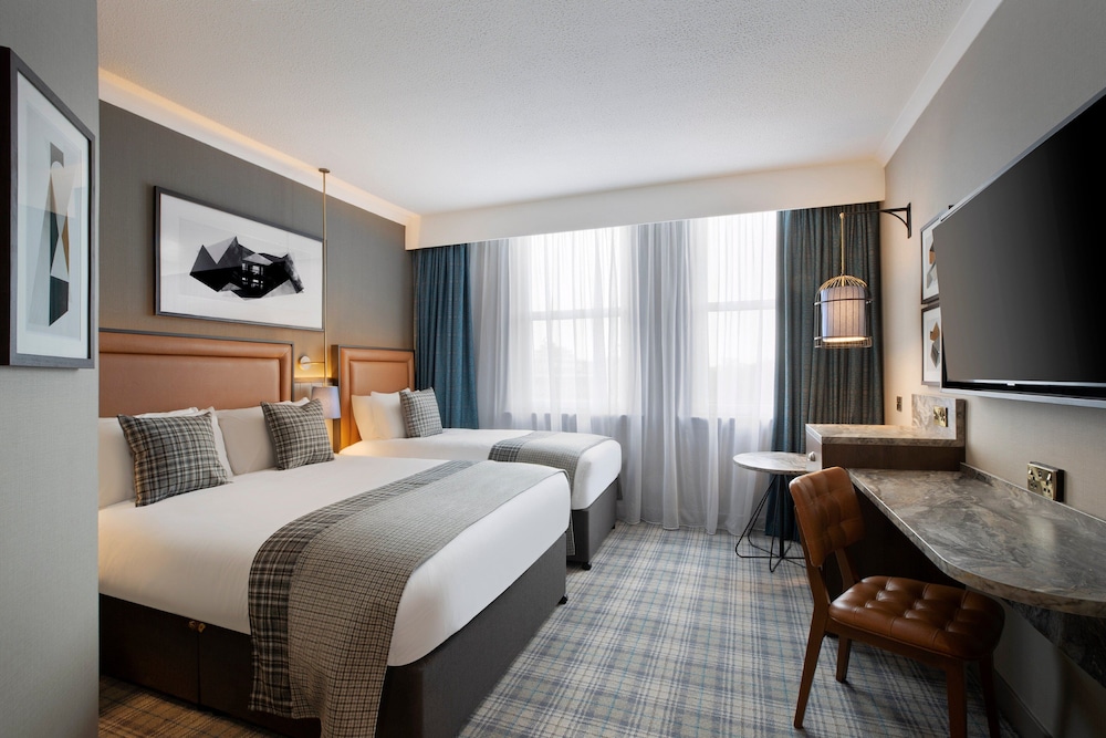 Habitación ejecutiva con 1 cama doble o 2 individuales del hotel Leonardo Royal Hotel Edinburgh