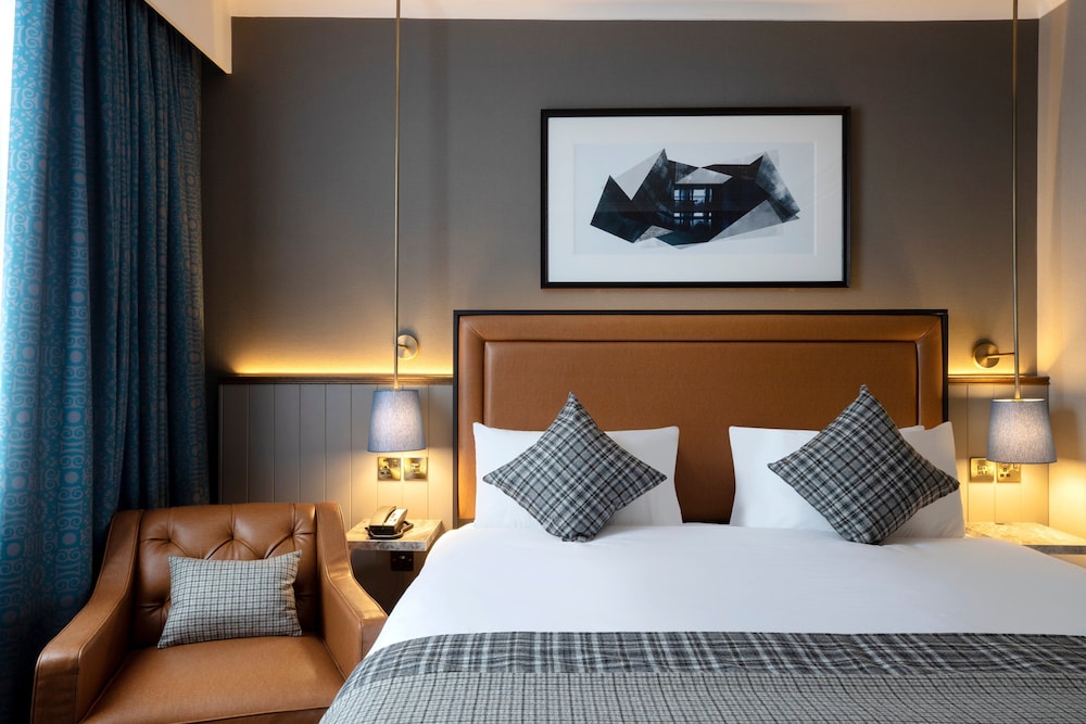 Habitación ejecutiva doble del hotel Leonardo Royal Hotel Edinburgh. Foto 4