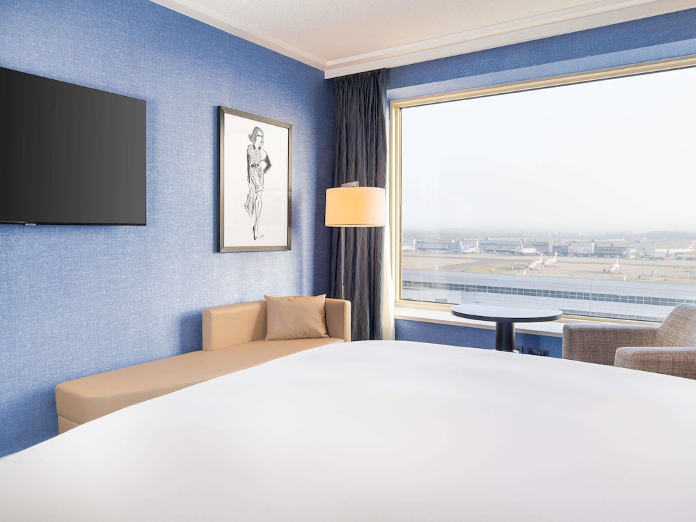 Habitación de Lujo, 1 Cama Queen del hotel Sofitel London Gatwick. Foto 14