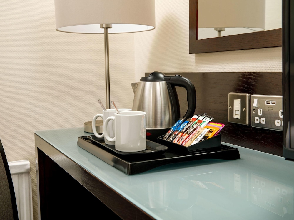 Habitación Clásica con 1 cama doble del hotel Mercure Glasgow City. Foto 4