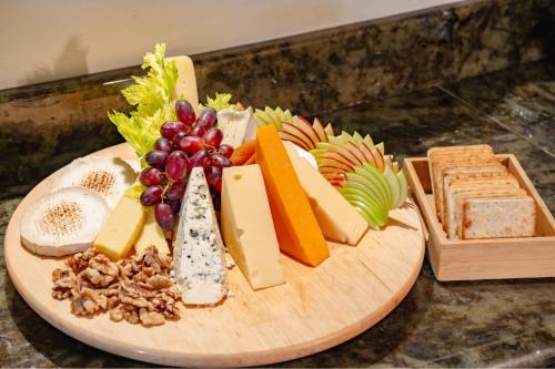 Suite Junior con acceso al club lounge - 1 cama grande del hotel Sheraton Skyline Hotel London Heathrow. Foto 7