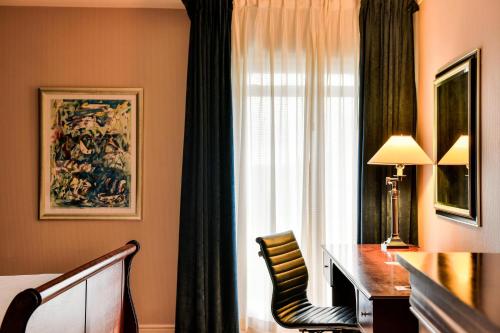 Habitación Familiar con 2 camas dobles del hotel Sheraton Skyline Hotel London Heathrow. Foto 4