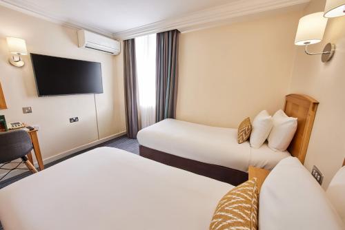Habitación Twin Estándar - 2 camas del hotel Thistle London Heathrow Terminal 5. Foto 1