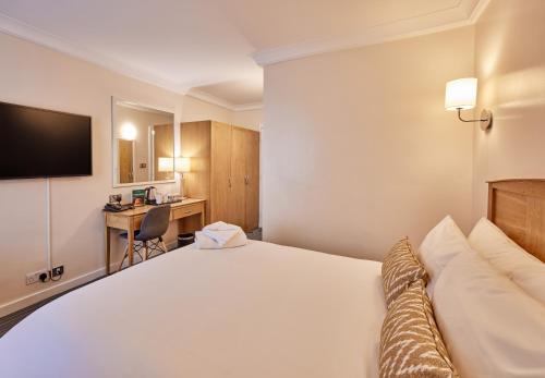 Habitación Doble Estándar del hotel Thistle London Heathrow Terminal 5