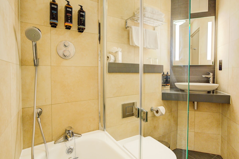 Habitación doble superior (Privilege) del hotel Atlantic Tower Liverpool By Sunday. Foto 11